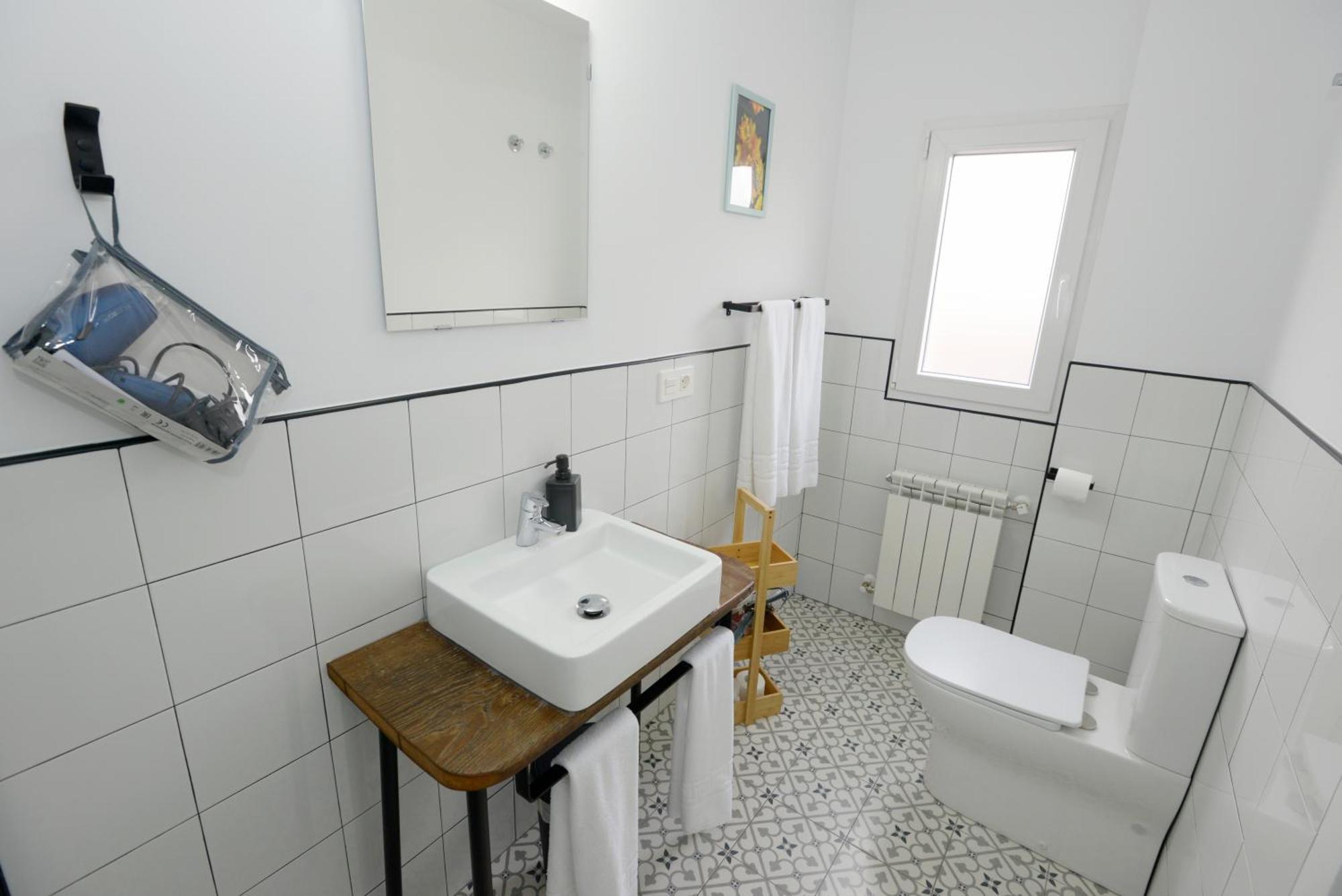 Hostel El Campano บียาฟรันกา เดล เบียร์โซ ภายนอก รูปภาพ