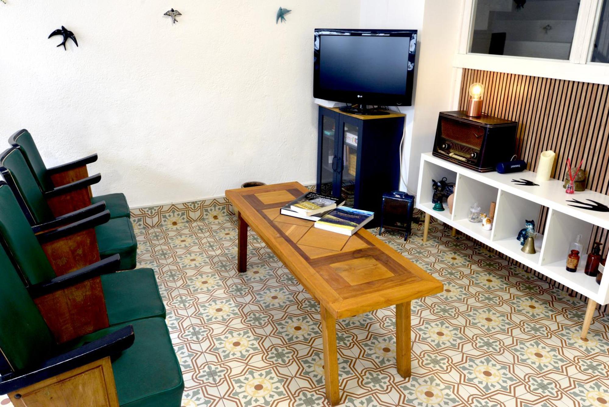 Hostel El Campano บียาฟรันกา เดล เบียร์โซ ภายนอก รูปภาพ